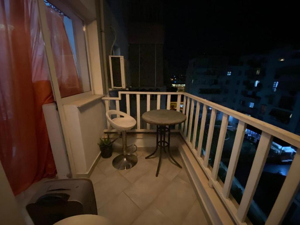 Manka' S Place Apartment Tirana Bagian luar foto
